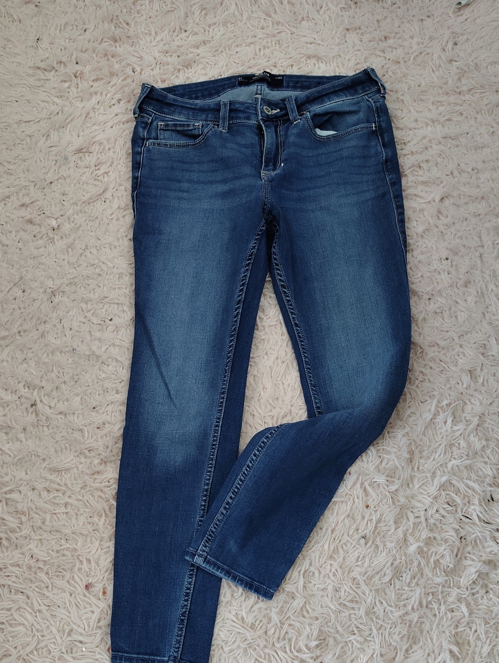 Hollister Women's Dark Blue Skinny Jeans 28